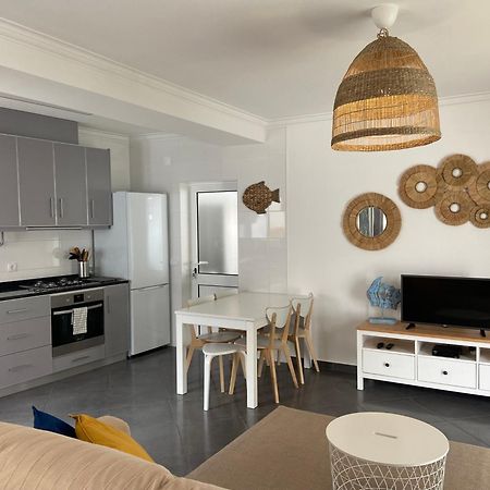 Charming Villa With Private Poll الكوباسا المظهر الخارجي الصورة